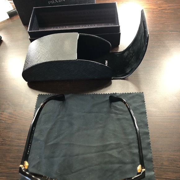 Prada Sunglasses - Picture 7 of 11